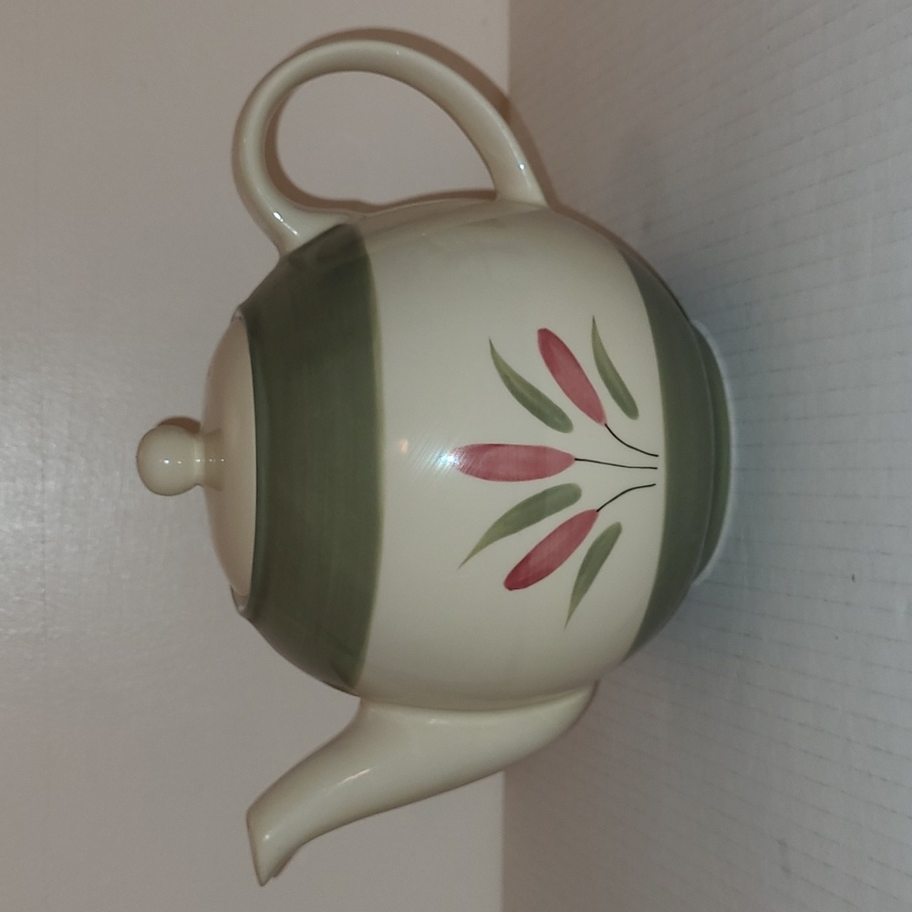 Pier 1 Stoneware Verona Teapot